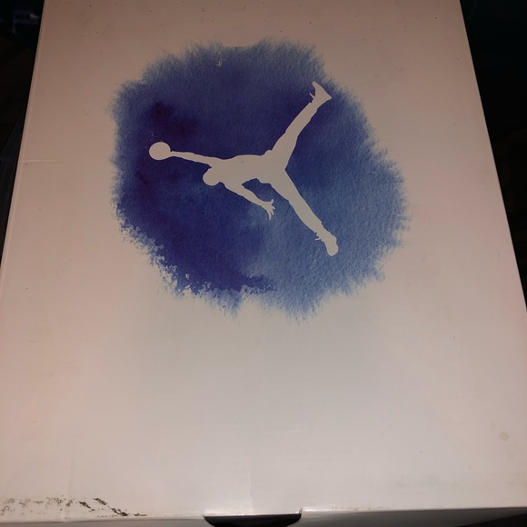 Air Jordan Retro 12 - Picture 7 of 7